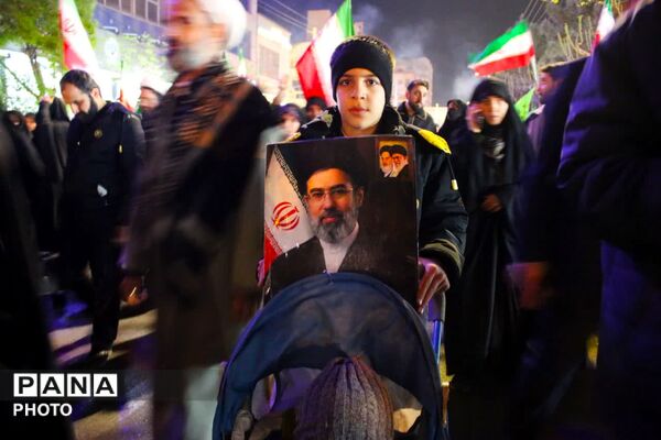 حضور دهه نودی‌ها در اجتماعات شبانه قم