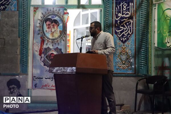  آشخانه غرق در نور میلاد؛ جشن پیامبر رحمت و امام صادق(ع) 