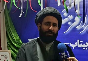 قرآن، قطب‌نمای اخلاق در  دل غرفه فرهنگی آموزش و پرورش است
