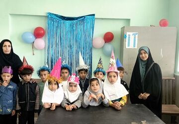 جشن شکوفه‌ها شروع یک ماجرای هیجان‌انگیز در دنیای ناشناخته‌ها 