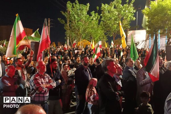تجمعات‌ شبانه ضد صهیونیستی در میدان امام خمینی (ره) شهرستان قرچک