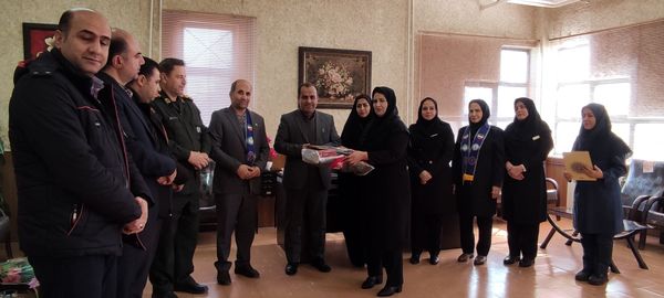 تفدیر سازمان دانش‌آموزی همدان از مدارس فعال تشکیلاتی پیشتازان