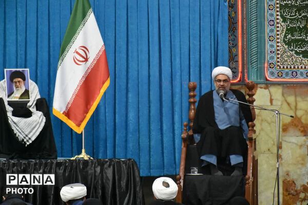 قروه میزبان آیین چهلم رهبر شهید شد