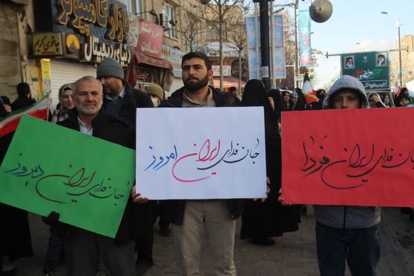 یک زنجان متحد در روز ۲۲بهمن 