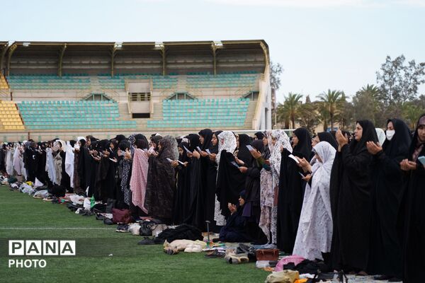 برپایی نماز عید سعید فطر در بم
