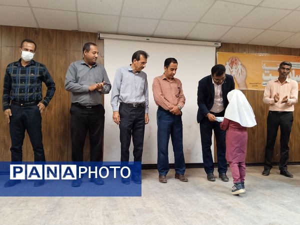 اختتامیه طرح سفیران سلامت در جزیره هرمز 