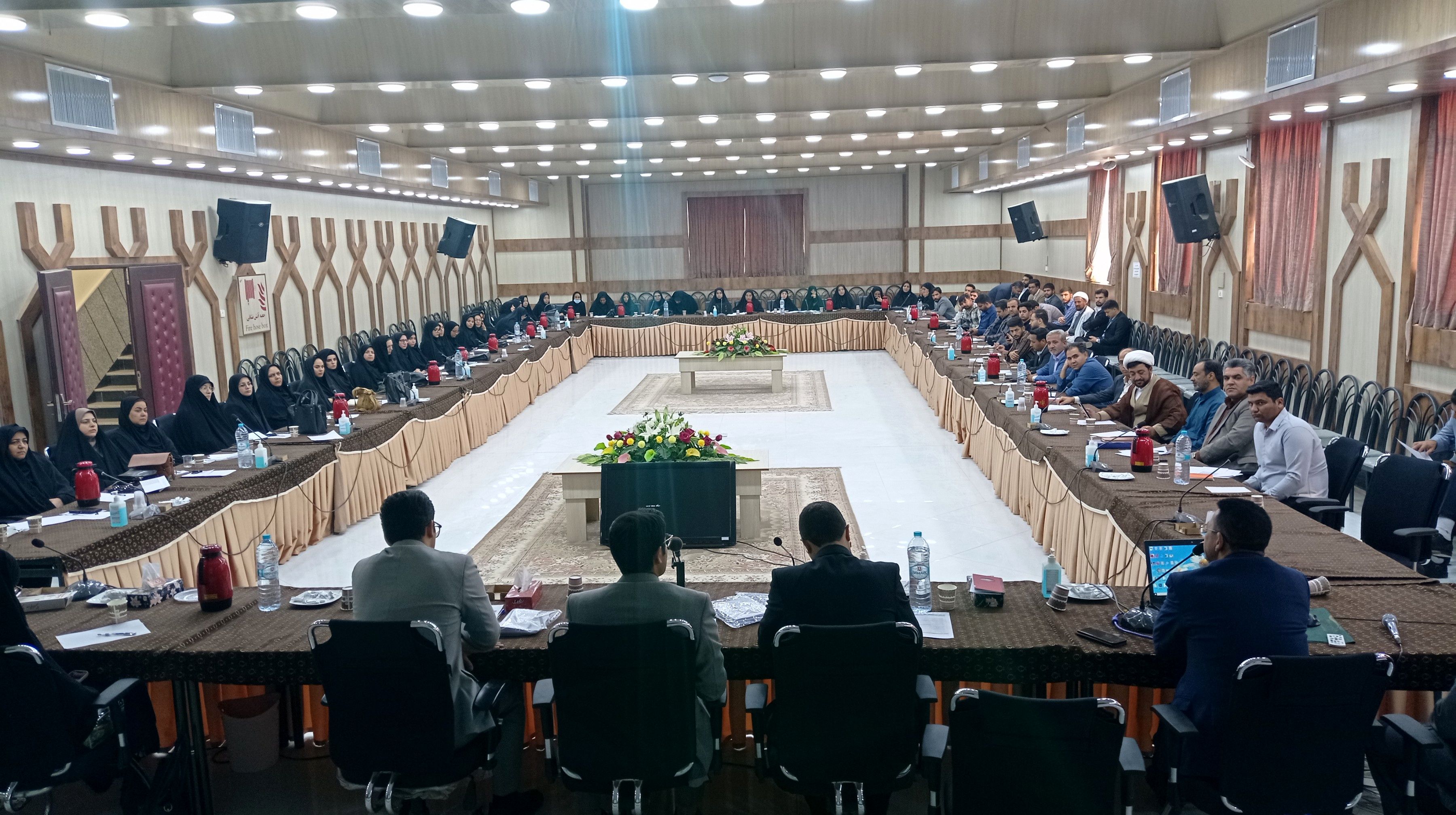 هم‌اندیشی مربیان و معاونین پرورشی در خلیل آباد