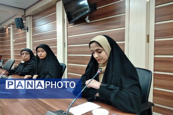 دومین جلسه ارزیابی دوره مجری شو