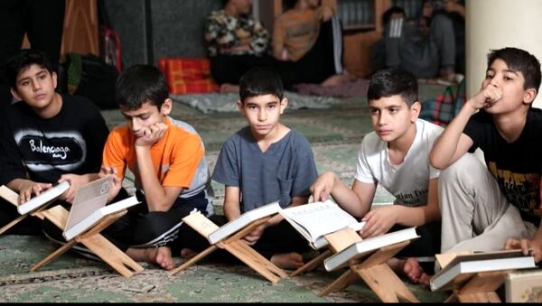 شور و خلوص در اعتکاف ارسنجان