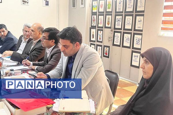 برگزاری همایش مدیران هنرستان‌های هیات امنایی شهرستان‌های استان تهران 