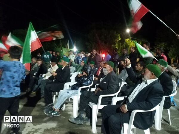 برگزاری اجتماع شبانه در حسینیه شهدای شهر بار 