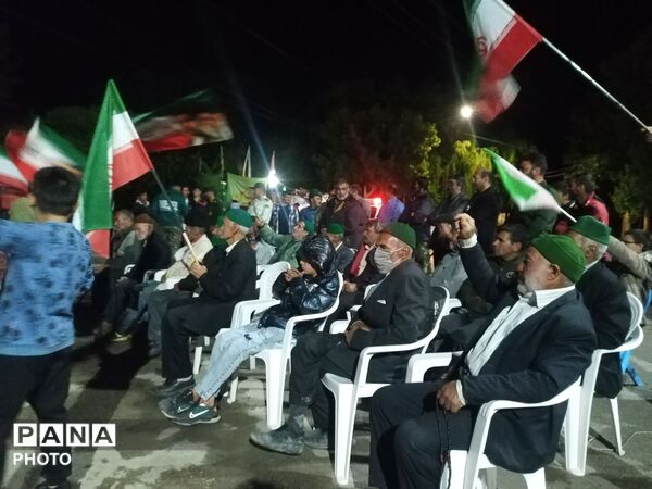 برگزاری اجتماع شبانه در حسینیه شهدای شهر بار 