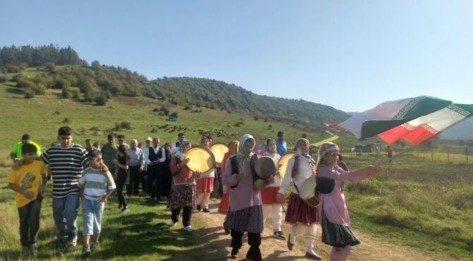 پیاده‌روی و جشن روستا و عشایر در چهاردانگه