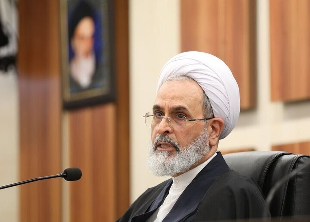 آیت‌الله اعرافی: ملت ایران از این سختی‌ها عبور می‌کنند و شهد شیرین پیروزی را تناول خواهند کرد