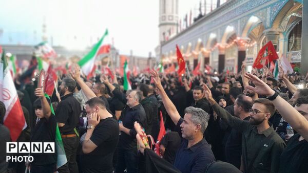 حضور باشکوه و پرشورمیلیونی ملت ایران در مراسم وداع با امام شهید