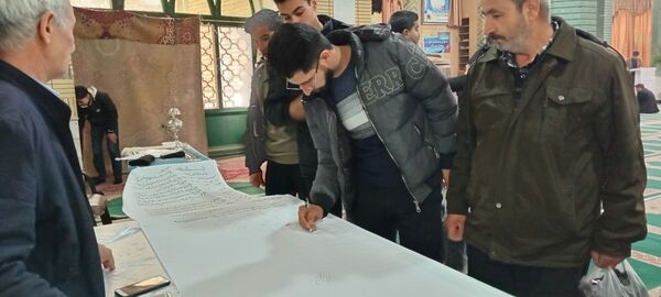 همدلی و وحدت در نماز جمعه باخرز به نمایش درآمد