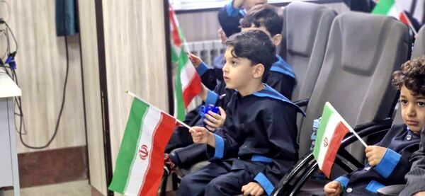 زنگ غنچه‌ها همزمان با سراسر کشور در بندرانزلی