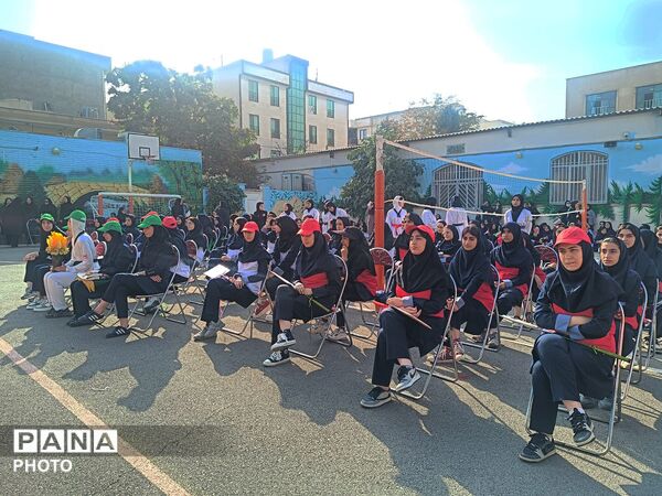 المپیاد ورزشی دبیرستان نمونه دولتی آینده‌سازان ناحیه ۴ کرج