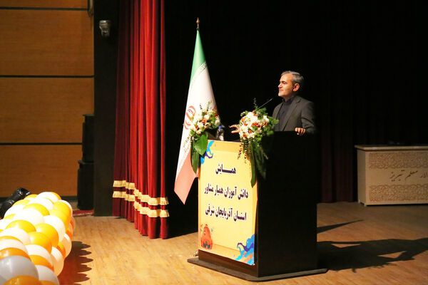 همایش دانش‌آموزان همیار مشاور آذربایجان‌شرقی