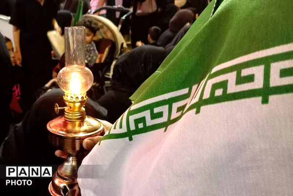نوای عشق حسینی در میادین بجنورد طنین‌انداز شد