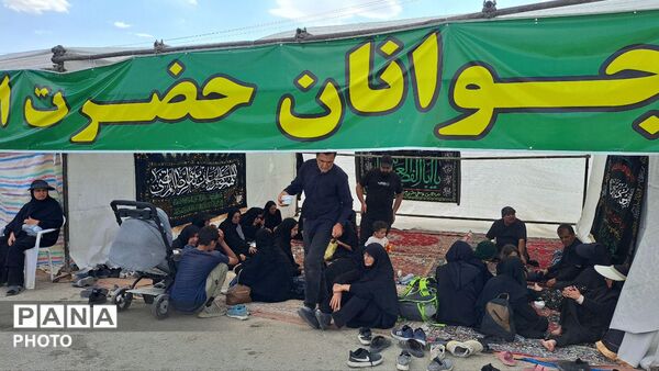 خدمت در مسیر عشق؛ موکب‌هایی که میزبان زائران پیاده امام رضا(ع) هستند