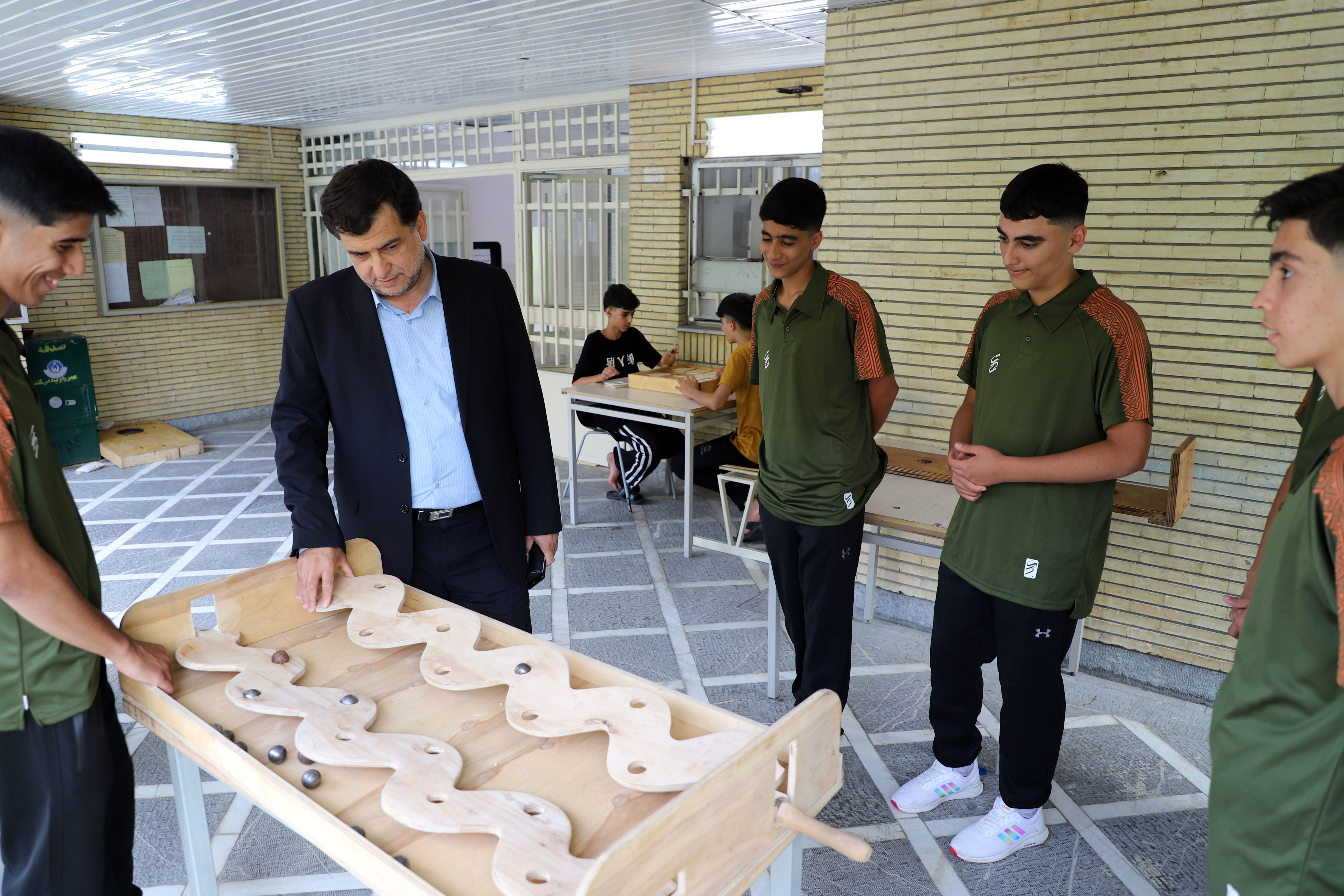 مسابقات ورزشی هندبال و فوتسال دانش‌آموزان کشور با ۷۷۰ شرکت‌کننده به میزبانی تبریز برگزار می‌شود 