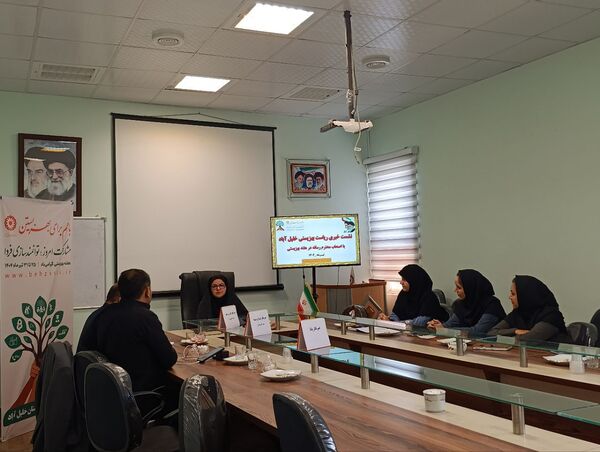 نشست خبری اصحاب رسانه با رییس اداره بهزیستی شهرستان خلیل آباد 