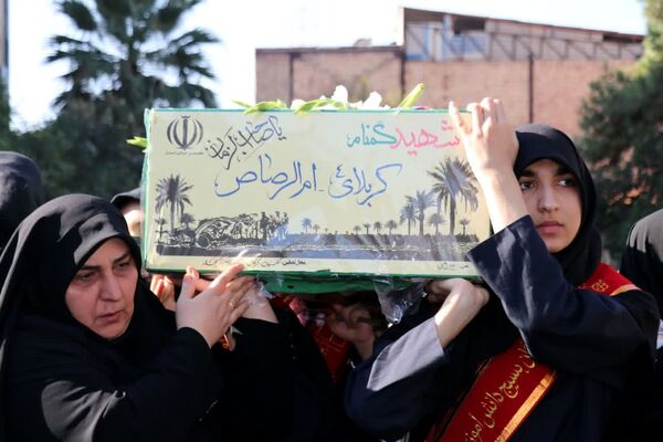 پیکر شهید گمنام در مدارس دخترانه گرگان مورد استقبال قرار گرفت