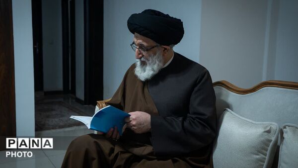 دیدار هفتگی نماینده ولی فقیه در استان البرز با خانواده معظم شهدا و ایثارگران