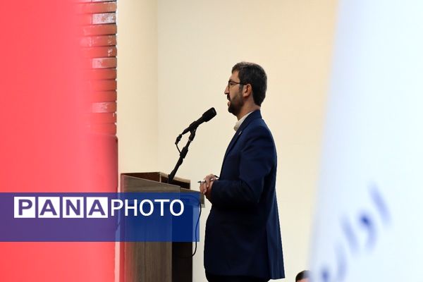 یک خشت هزار امید