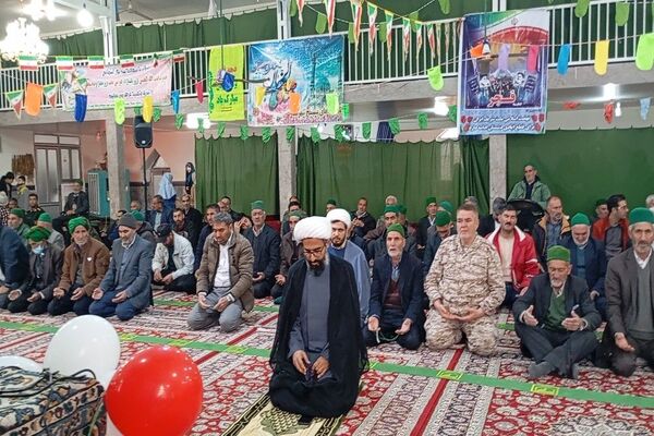 اقامه نماز جماعت ظهر و عصر در روز ۲۲بهمن  شهر بار نیشابور
