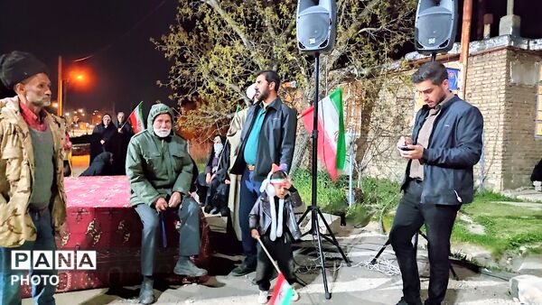 صدای ایستادگی در شب‌های خیابان شهر بار