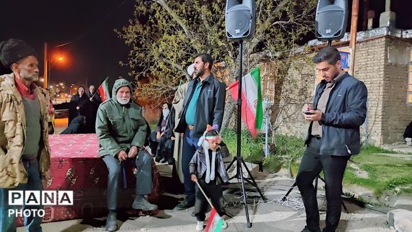 صدای ایستادگی در شب‌های خیابان شهر بار