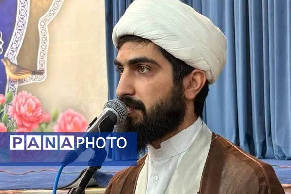 تجلیل از پیرغلامان و ستایشگران اهل‌بیت(ع) در آیین معنوی ایام فاطمیه در پیشوا