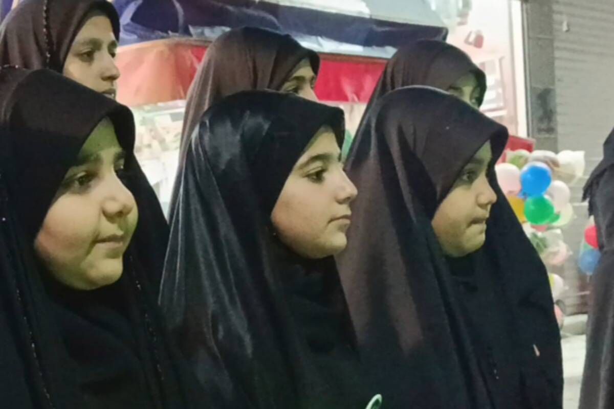 تجمع خودجوش مردم مسکن مهر رودهن در محکومیت آمریکا و اسرائیل