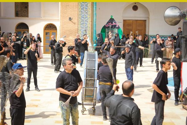 مراسم عاشورای حسینی در مشهد اردهال کاشان