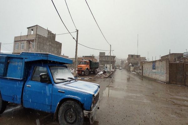 بارش باران و برف الهی در نوروز ۱۴۰۴ در شهر زیبای بار 