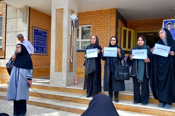 برگزاری نخستین جلسه مجمع عمومی انجمن اولیا و مربیان در دبیرستان نمونه‌دولتی ولایت بهارستان‌دو