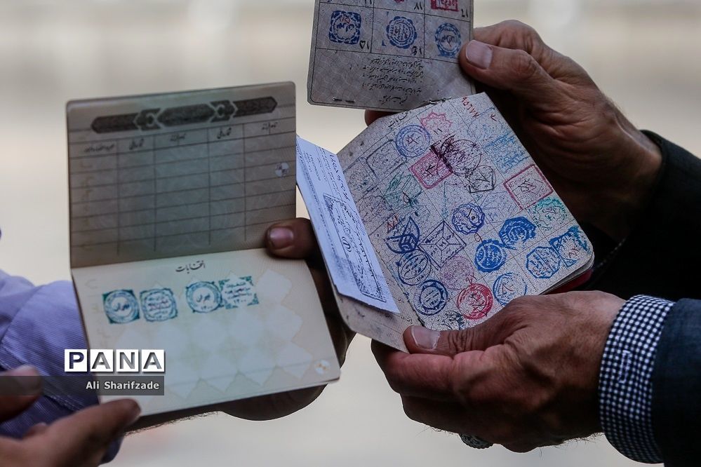 در مرحله اول انتخابات مردم فارغ از هرگونه خط فکری پای صندوق رأی حاضر شدند