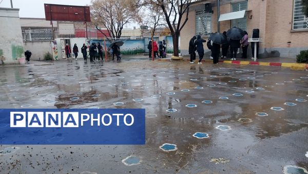 اولین بارش باران الهی در شهر زیبای  نیشابور 