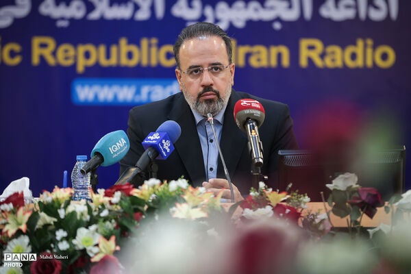 نشست خبری مدیر جدید شبکه رادیویی قرآن