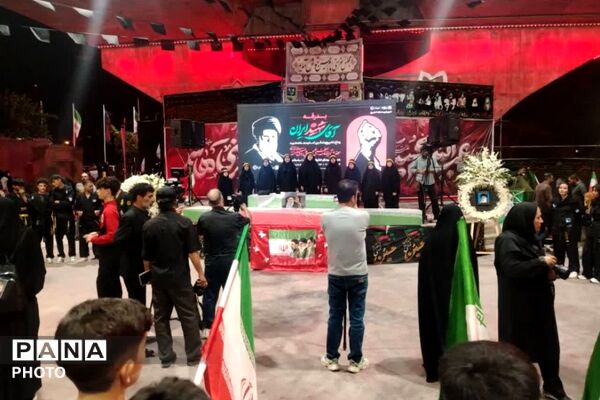 وداع شیرازی‌ها با «آقای شهید ایران»