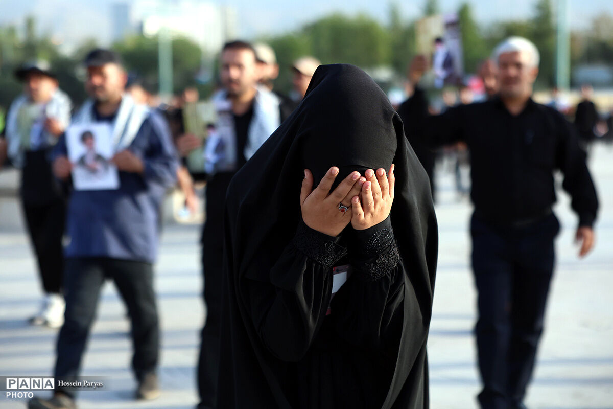 حفظ آب بدن؛ مهم‌ترین توصیه وزارت بهداشت برای حضور ایمن در مراسم تشییع رهبر شهید