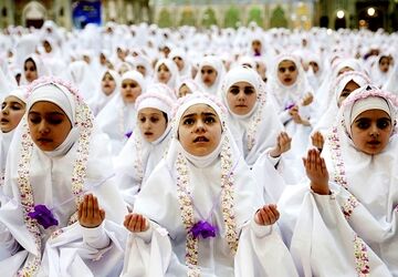 لباس زیبای تکلیف الهی بر قامت دانش آموزان شهرستان ملکان