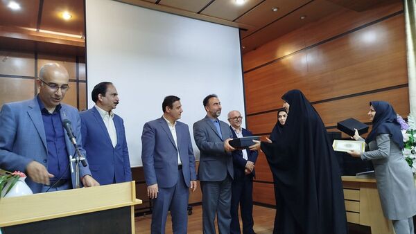 همایش گرامیداشت هفته محیط‌زیست در البرز 
