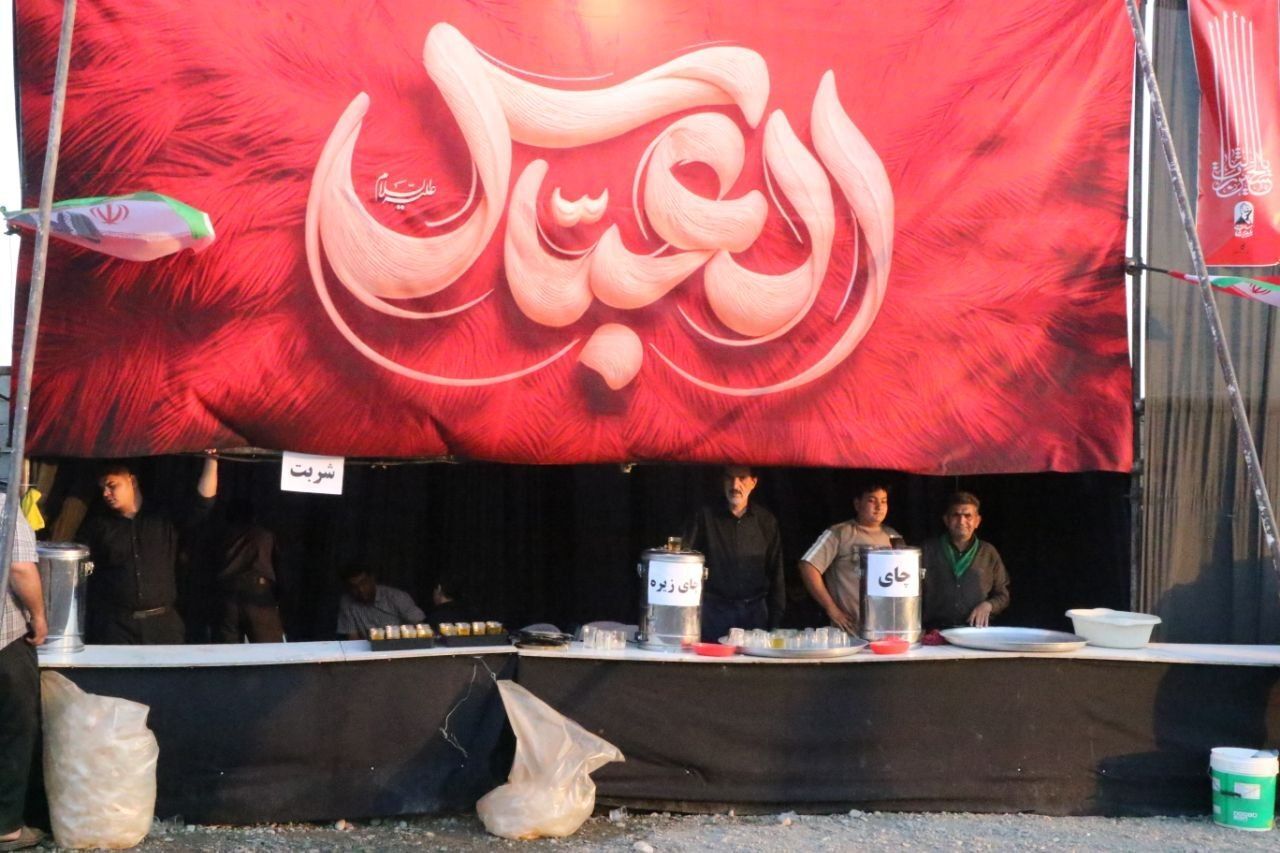 میزبانی مه‌ولات از زائران تشییع رهبر شهید انقلاب