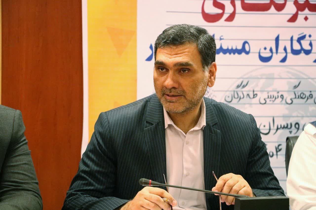 خبرنگاران وجدان بیدار جامعه هستند