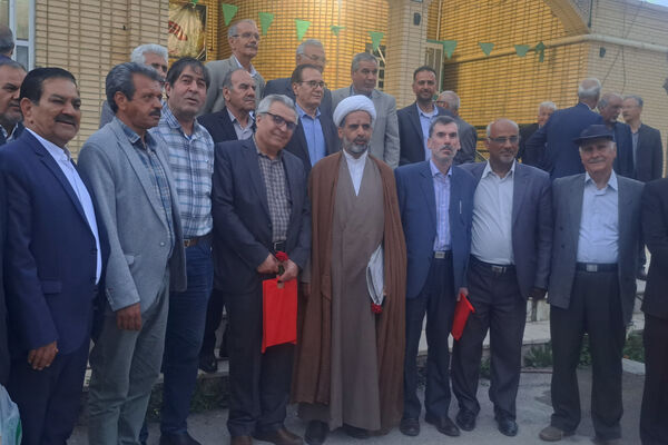 جشنی برای یک قرن آموزش