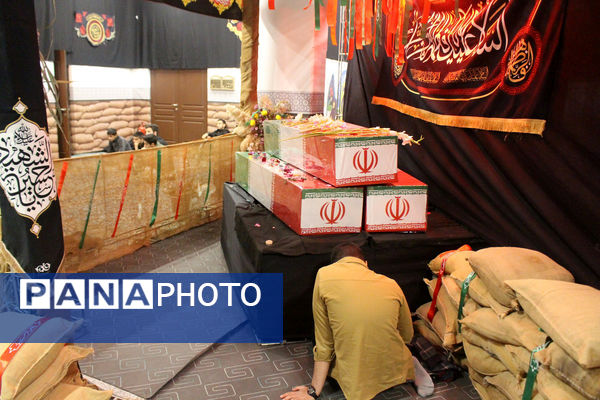 حال و هوای حضور نوجوانان در معراج الشهدای گمنام استان قم