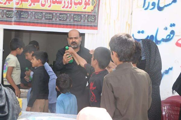 جاماندگانی که در غبار راه پیمودند